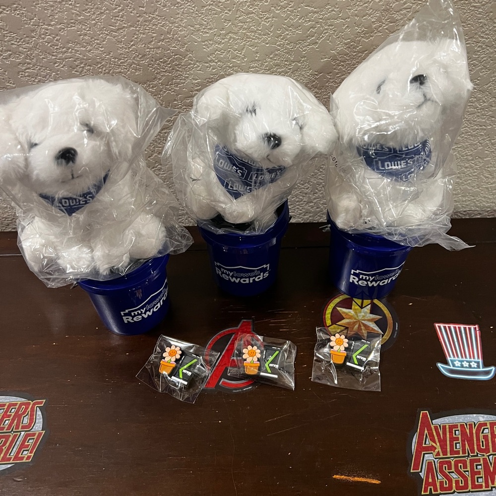 Set of 3: Lowe’s Mini Bucket Puppy Plushie And Shoe Charms Limited Edition - New
